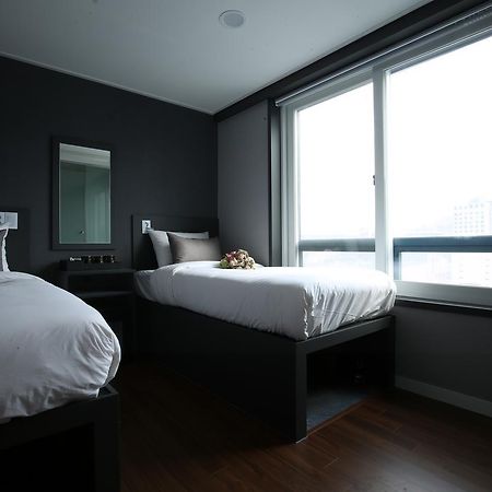 Philstay Myeongdong Seul Esterno foto