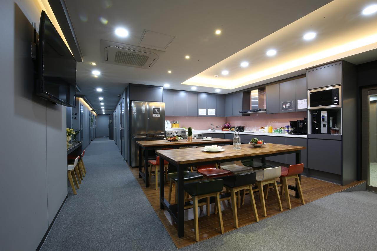 Philstay Myeongdong Seul Esterno foto