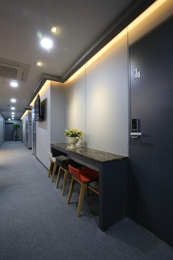 Philstay Myeongdong Seul Esterno foto