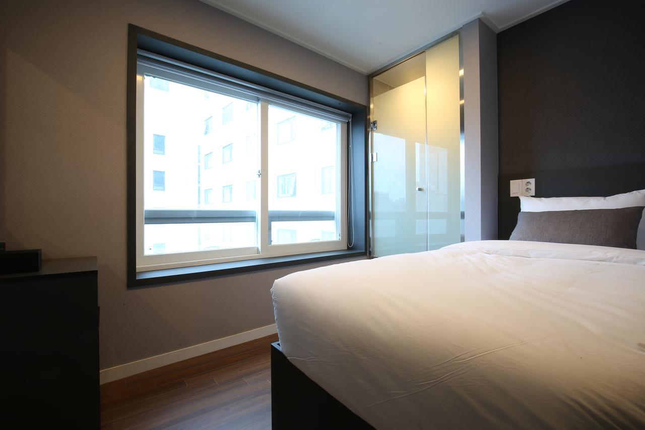 Philstay Myeongdong Seul Esterno foto