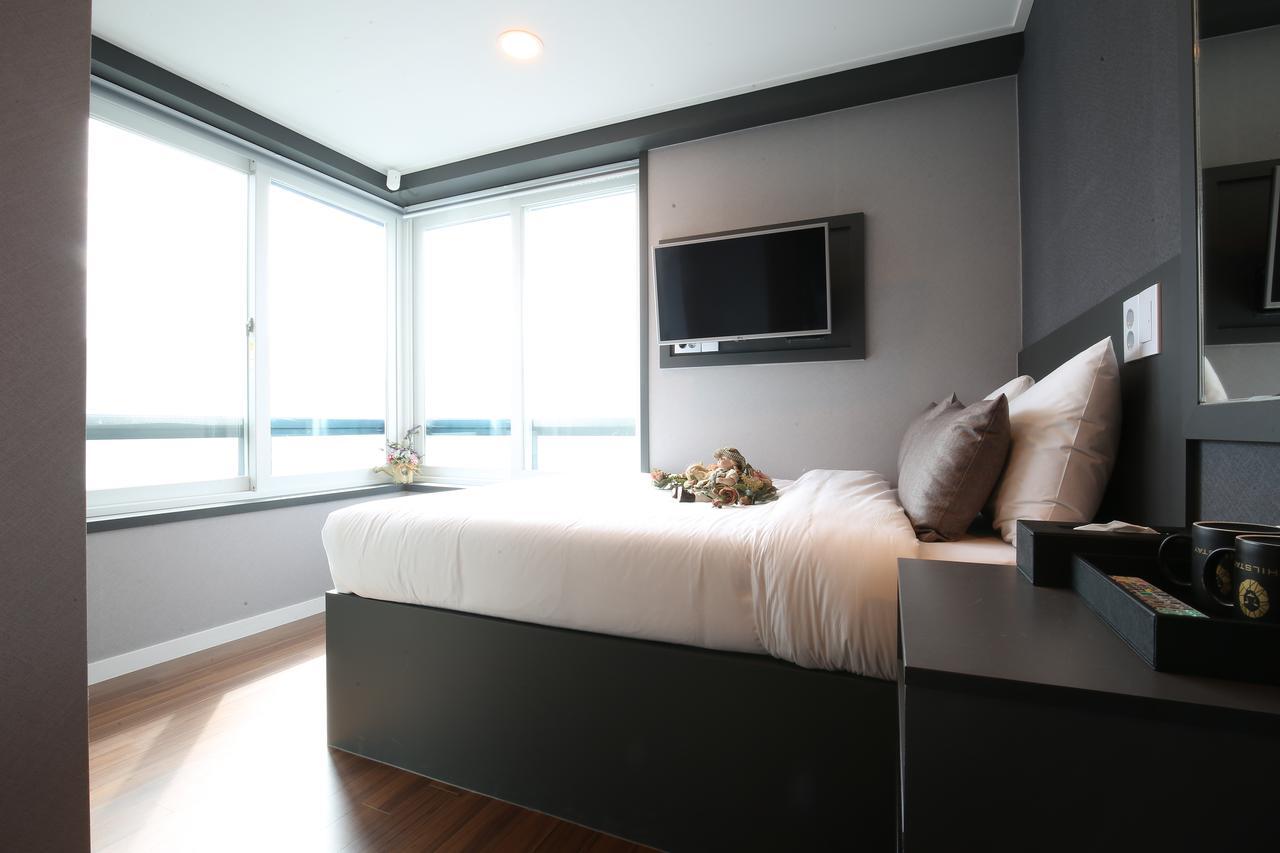 Philstay Myeongdong Seul Esterno foto